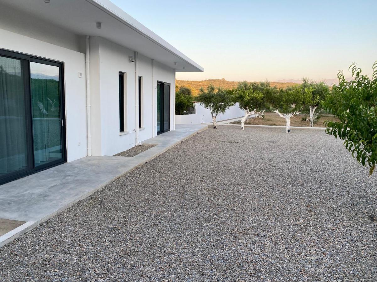 Lefko Apartments Tavronitis Exterior foto